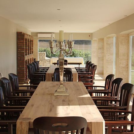 Liszkay Borkuria Hotel Monoszlo ภายนอก รูปภาพ