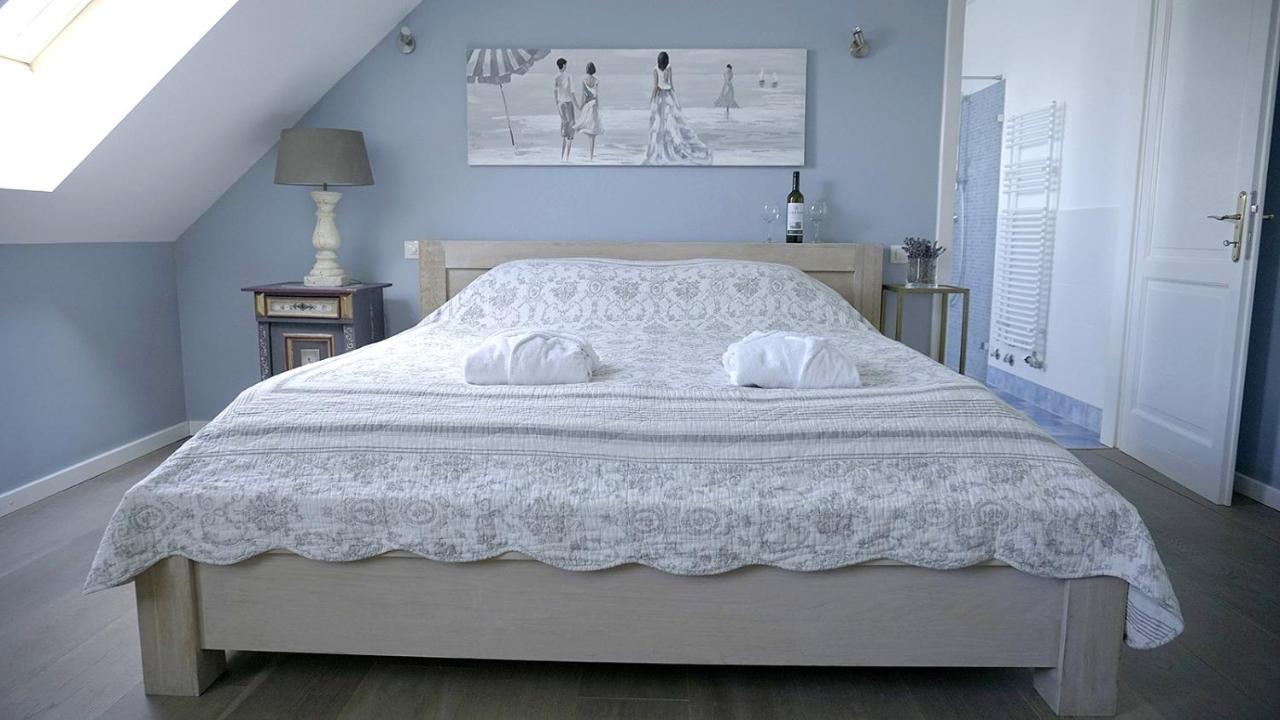 Liszkay Borkuria Hotel Monoszlo ภายนอก รูปภาพ