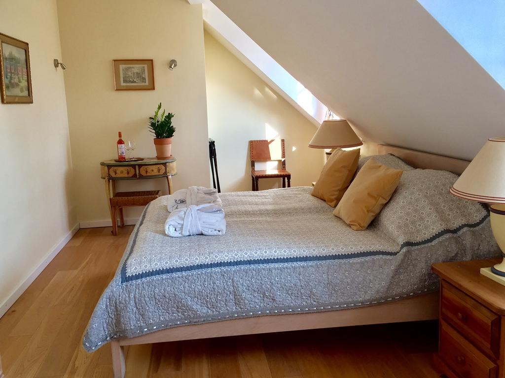Liszkay Borkuria Hotel Monoszlo ภายนอก รูปภาพ