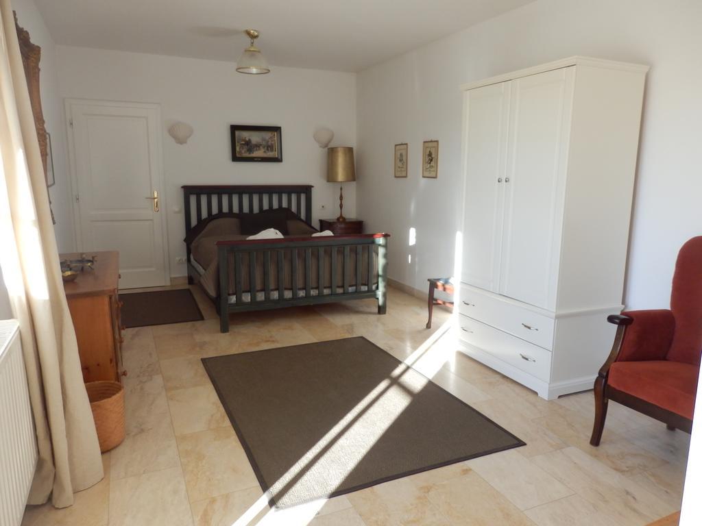Liszkay Borkuria Hotel Monoszlo ภายนอก รูปภาพ