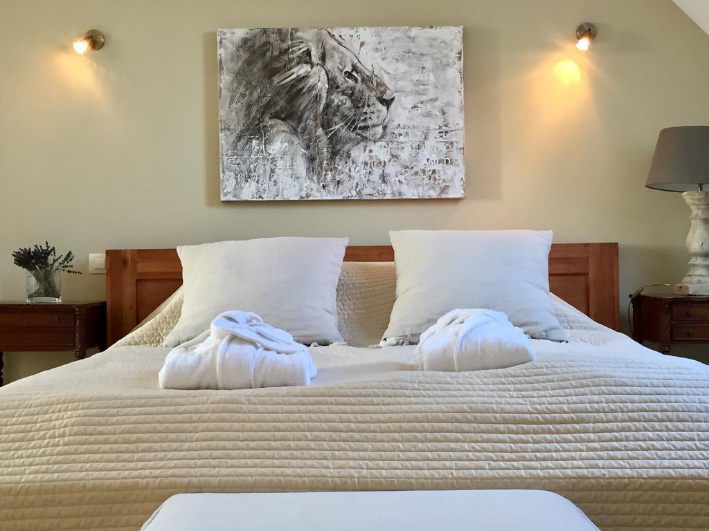 Liszkay Borkuria Hotel Monoszlo ภายนอก รูปภาพ